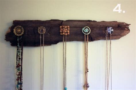 Cheap And Practical Necklace Holders You Can Make Yourself