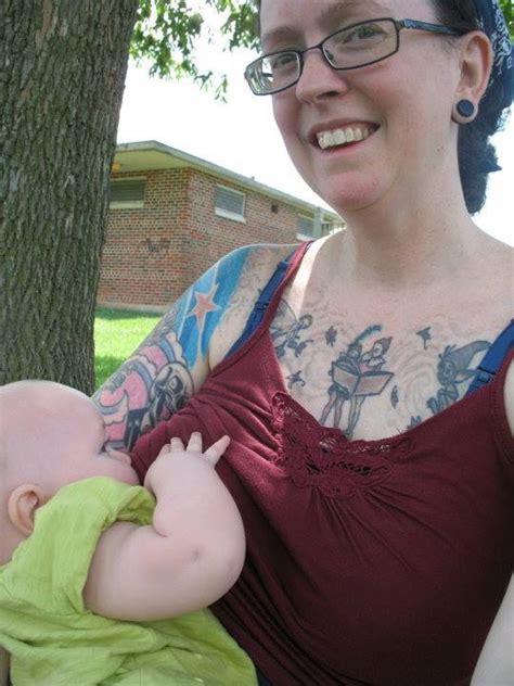 12 Women Scandalously Breastfeeding Without A Cover Sheknows