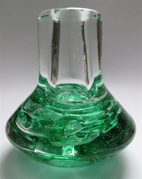 Whirlpool Emerald Green Art Glass Vase Designed 1974 By Frantisek Vizner For Skrdlovice