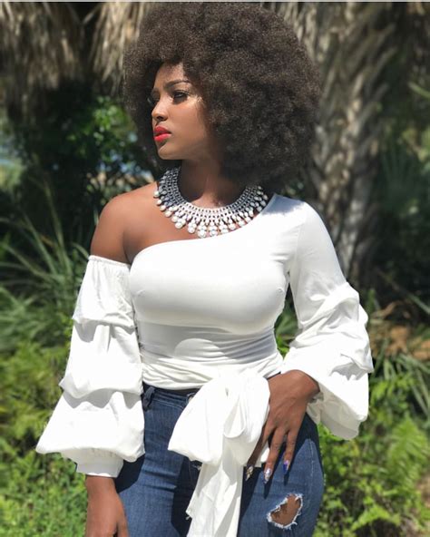 Amara La Negra Most Beautiful Black Women Beautiful Dark Skinned Women