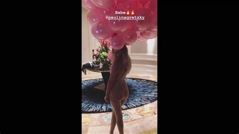 Paulina Gretzky Officially Turned 30 Years Old And Celebrated At 1 Oak