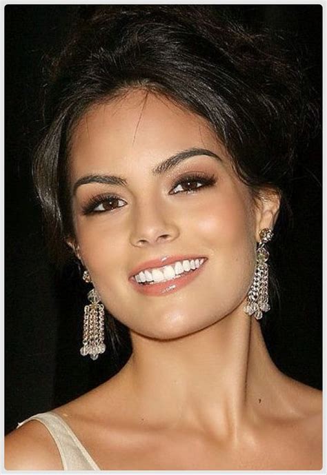 Miss Universe 2010 Ximena Navarrete Brunette Beauty Beautiful Eyes