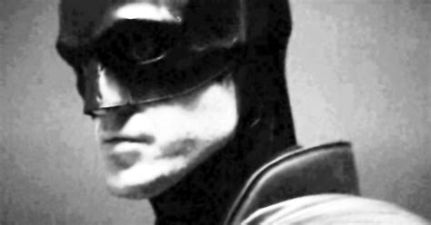 The suit is pretty distinct from all the earlier. The Batman: Robert Pattinson Batsuit Spoiler Revealed ...