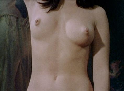 Naked Denise Du Vall In Mondo Topless