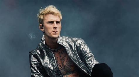Colson baker (born april 22, 1990), known professionally as machine gun kelly (mgk), is an american rapper, singer, songwriter, and actor. Machine Gun Kelly comes to Budapest this summer! - Daily ...
