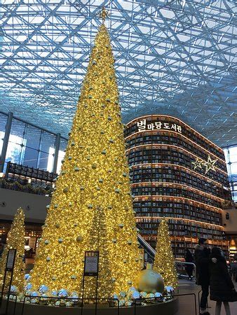 Starfield library is a massive library located inside a mall. Starfield Library (Seoul) - All You Need to Know Before You Go (with Photos) - TripAdvisor