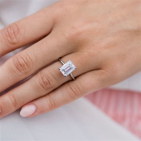 200ct Emerald Cut Moissanite Unique Engagement Ring White Etsy
