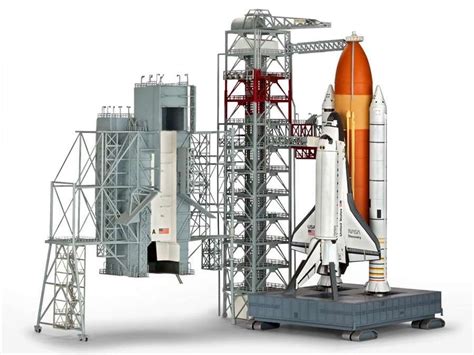 1144 Revell Germany Launch Tower And Space Shuttle With Booster Rocket