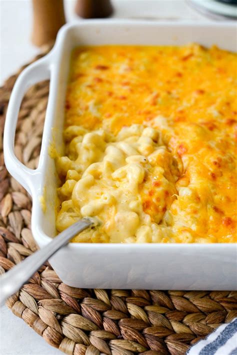 Super simple, super easy and super quick. Easy Baked Mac and Cheese - Simply Scratch