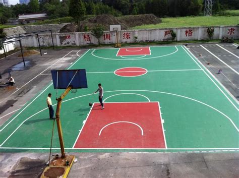 Jun 09, 2021 · imagine something the size of a basketball court walking around on land, says scott hocknall, part of a team of paleontologists that confirmed the discovery of the biggest dinosaur ever found in. Green Color Surface Acrylic Sports Flooring For Basketball ...