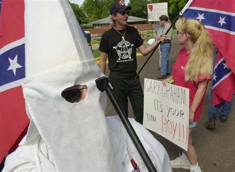Ku Klux Klan Recruiting In Central Texas Neighborhood San Antonio Express News