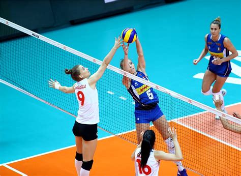 Scopriamo di seguito gli ultimi risultati e tutte le squadre qualificate. LIVE Italia-Turchia 0-3 volley femminile, Final Six ...