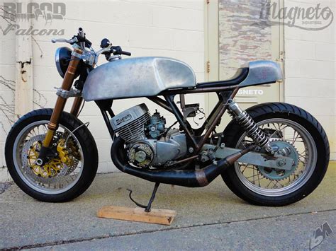 With the goal of creating a one of a kind, 2 stroke powered cafe racer steve spent 8 months breathing life back into the titan. Two Stroke Cafe by Magneto Industries - RocketGarage ...