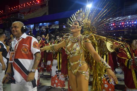 Mengo A Estácio De Sá Reeditou Enredo Sobre O Flamengo Feras Do Samba