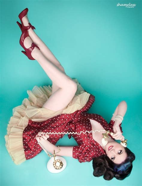 Pin Up Poses Classic Vintage Pinup Poses