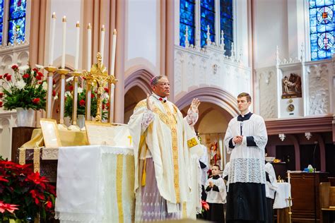 The Remnant Newspaper Bishop Celebrates First Traditional Latin Mass