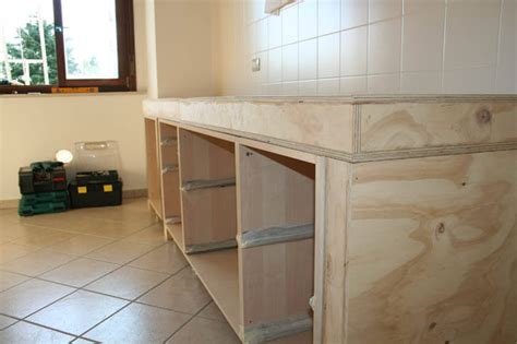 Una cucina in muratura ha come caratteristica principale l'essere realizzata con materiali naturali come la pietra, il legno ed il marmo, per un effetto suggestivo ed accogliente. Cucina in muratura: Come si costruisce - Zaccaria Monguzzi