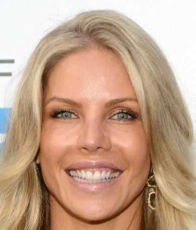 Jessica Canseco Everything You Need To Know About Her Biography Age Height Figure And Net