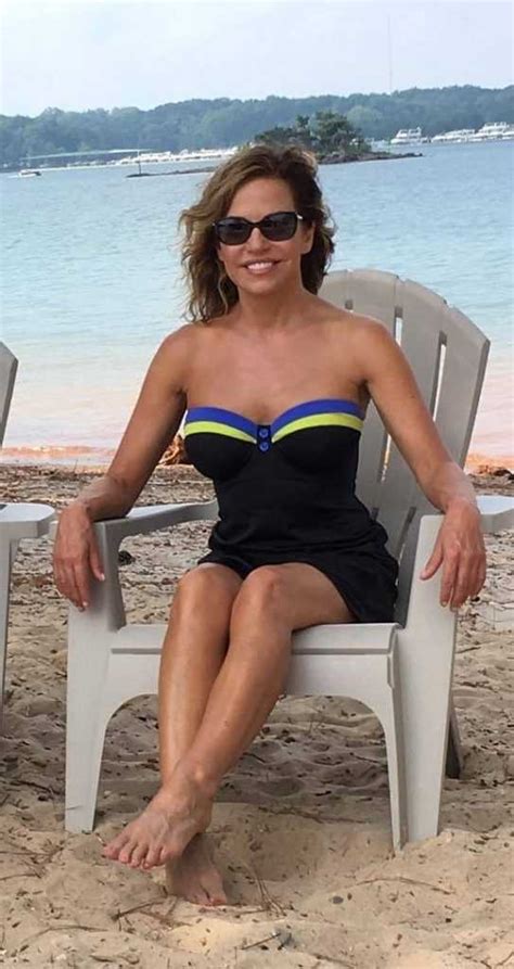 46 Robin Meade Nude Pictures Are Dazzlingly Tempting