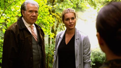 The Librarians And The Fangs Of Death Stream Free