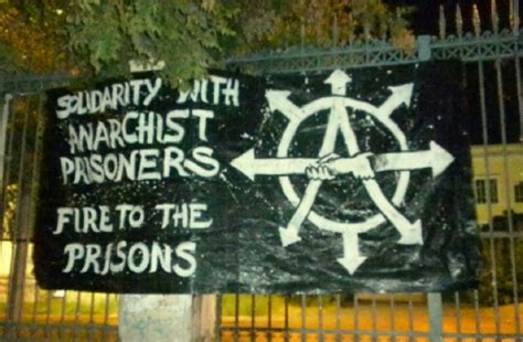 anarchist news from 300 collectives 🏴