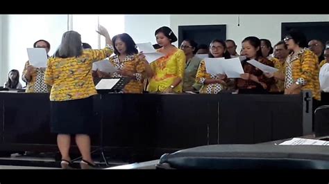 Belakangan diketahui, paduan suara itu dilakukan oleh kelompok jakarta youth choir (jyc). KOOR PADUAN SUARA MISA EKARISTI PAROKI ST THERESIA ...