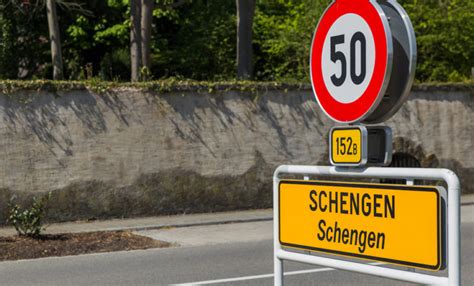 Find a schengen visa countries' list and learn about the history of the area as well as visa policies. Kravet om at Norge må si opp Schengen-avtalen er økende ...