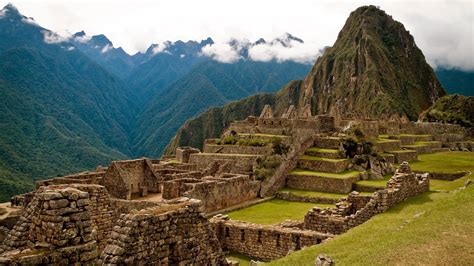 Machu picchu's discovery by hiram bingham. Machu Picchu Historical Place in Peru Wallpaper | HD ...