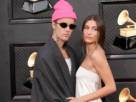 Hailey Baldwin shares update on Justin Bieber’s health after worrying