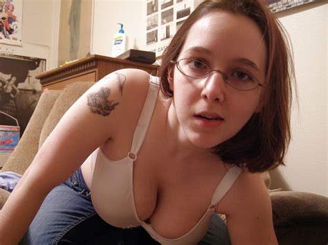 Sexy Chick Wearing Glasses Are Ready For Hardcore Action