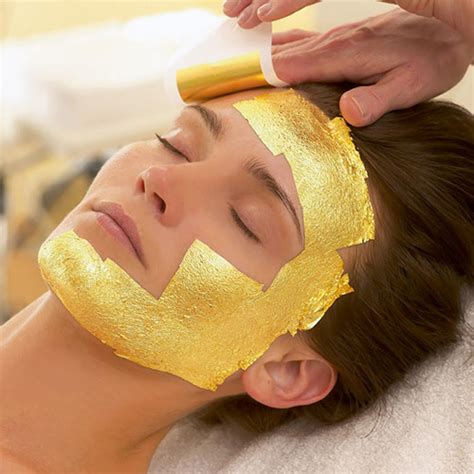 Gold Therapy Facial Green Day Spa India Luxury Body Massage Centre