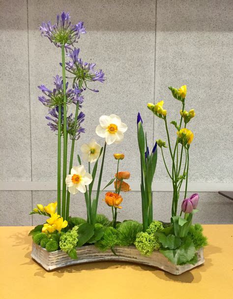16 Parallel Arrangements Ideas Flower Arrangements Floral