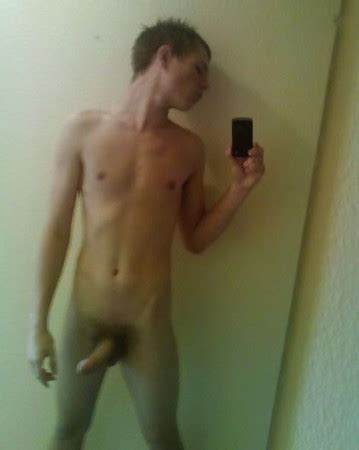 Guys Showing Their Junk 12 Pics XHamster
