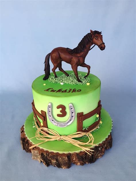 Horse Cake Decorated Cake By Layla A Cakesdecor