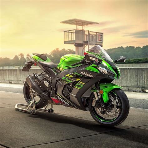 Kawasaki Ninja Zx 10r 2019 Sports Bike Review Bikes Catalog