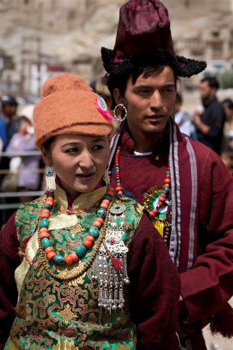 Goucha Dress Of Ladakh Ladakhi Traditional Wear T E H H A N L I N