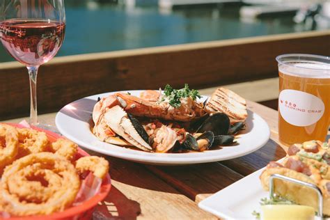 11 Boston Seaport Restaurants to Try [With a Map]