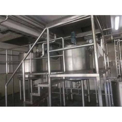 Stainless Steel 200 KW Mini Dairy Plant Capacity 300 5000 Litres Day