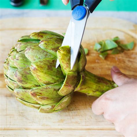 How To Trim An Artichoke For Steaming Step By Step Photos The Pkp Way