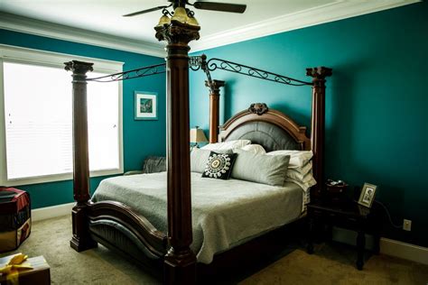 The bed placed against the wall is a tiny white bed and a light blue comforter and pillow matching the colour of the wall. 10 Simple Bedroom Makeover Ideas To Freshen Up Your Space | LTD Commodities