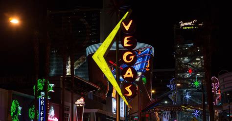 a traveler s guide to the best bets in las vegas published 2020 las vegas dining las vegas