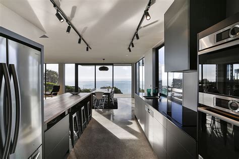 Contemporary Architectural Kitchens - Mastercraft Kitchens