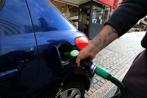 Preços Dos Combustíveis Descem Segunda Feira Após Três Semanas De Subidas Fora De Campo