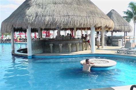 Quiet Pool Picture Of Temptation Resort Spa Cancun Cancun Tripadvisor