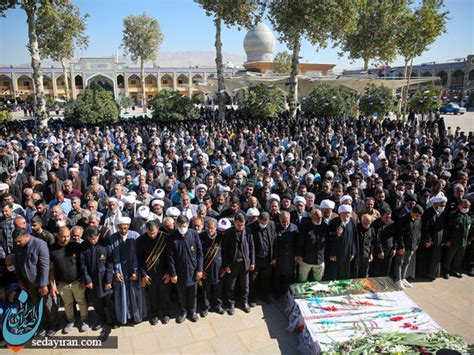 تصاویر مراسم خاکسپاری شهدای شاهچراغ در شیراز