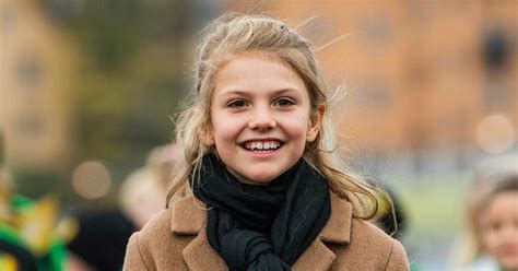 Nya Bilderna Avslöjar Sanningen Om Prinsessan Estelle Svensk Dam
