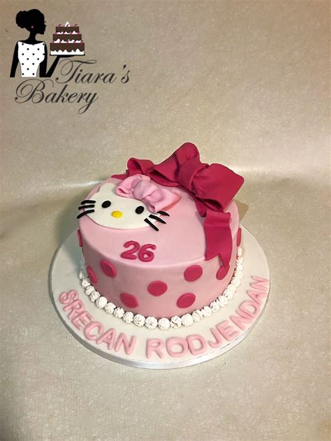 Aus ein's mach zwei ~ teil 1. Hello Kitty Cake, Hello Kitty Torte, Cute Cake, Girly Cake ...
