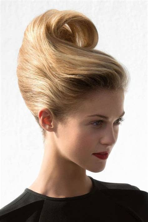 Épinglé sur Chignon Banane