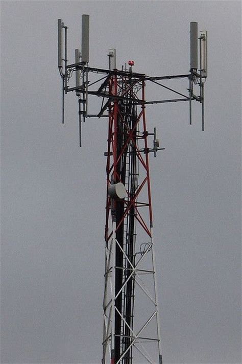 Canadian Cellular Towers Map