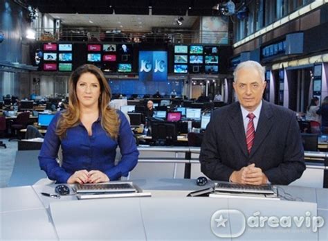 A jornalista acaba de estrear um novo telejornal diário nas tardes da globonews. William Waack reclama do horário de exibição do 'Jornal da ...